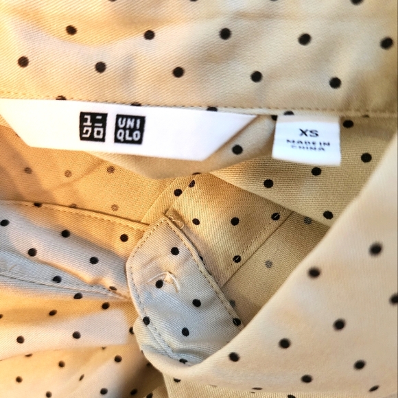 Uniqlo Rayon Printed Long Sleeve Blouse in Beige Size XS - Picture 4 of 6